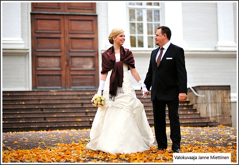 Syksyinen hääkuva Helsingissä