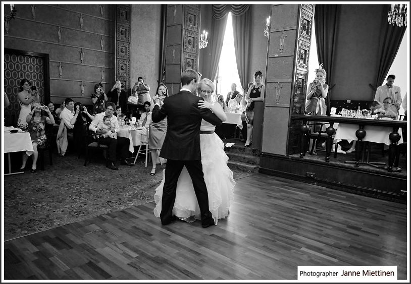 Häävalssi Ravintola Tammerissa