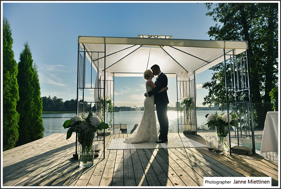dsc_7106 Hääpari paviljongissa Villa KAtayalla